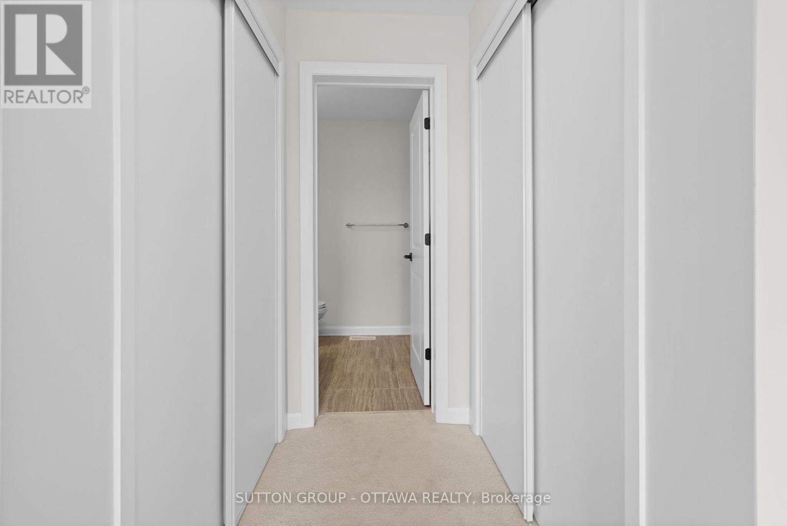 806 Glissade Grove, Ottawa, ON - Photo Showing Other Room