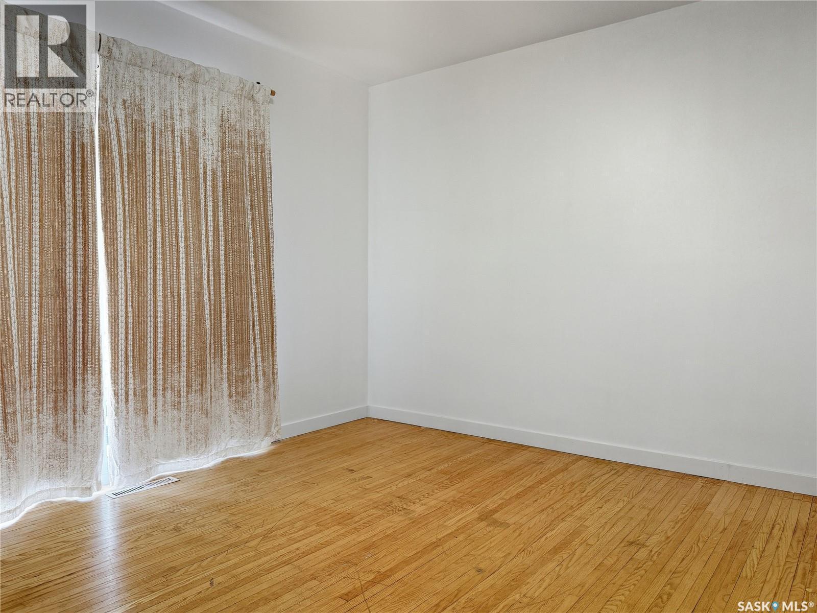 1551 92Nd Street, North Battleford, SK - Indoor Photo Showing Other Room