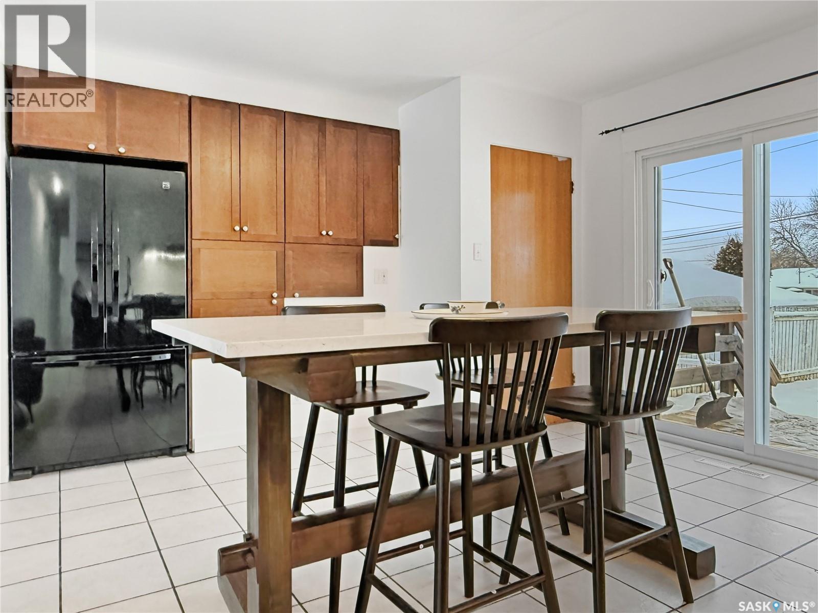 1551 92Nd Street, North Battleford, SK - Indoor Photo Showing Dining Room