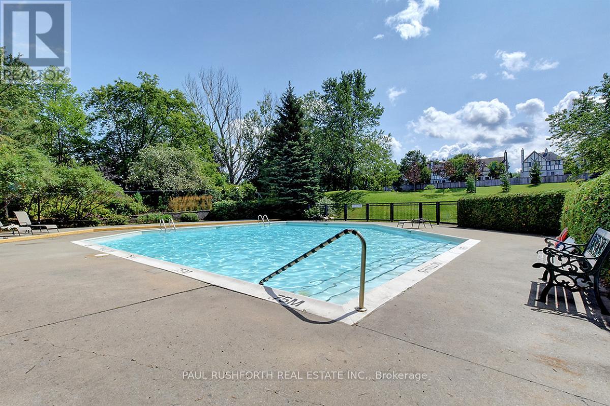 Pool - 1605 - 2759 Carousel Crescent, Ottawa, ON - Outdoor With In Ground Pool