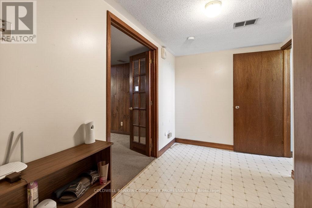 178 Marcella Crescent, Hamilton, ON - Indoor Photo Showing Other Room