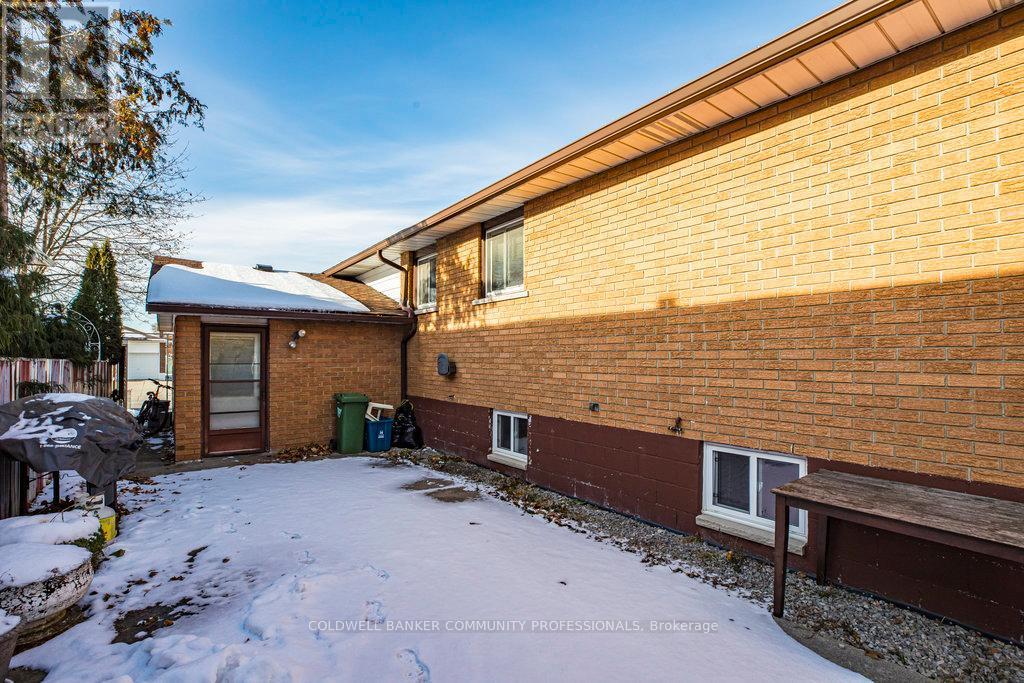 178 Marcella Crescent, Hamilton, ON - Outdoor With Exterior