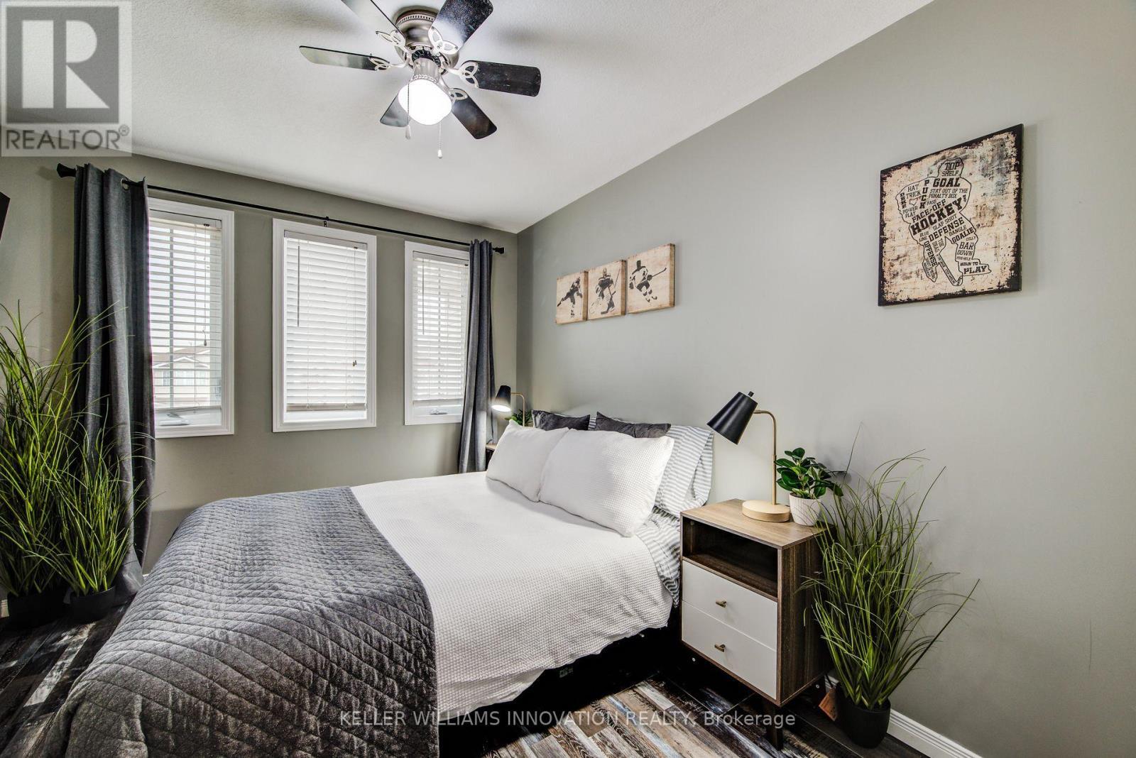 29 Chester Drive, Cambridge, ON - Indoor Photo Showing Bedroom