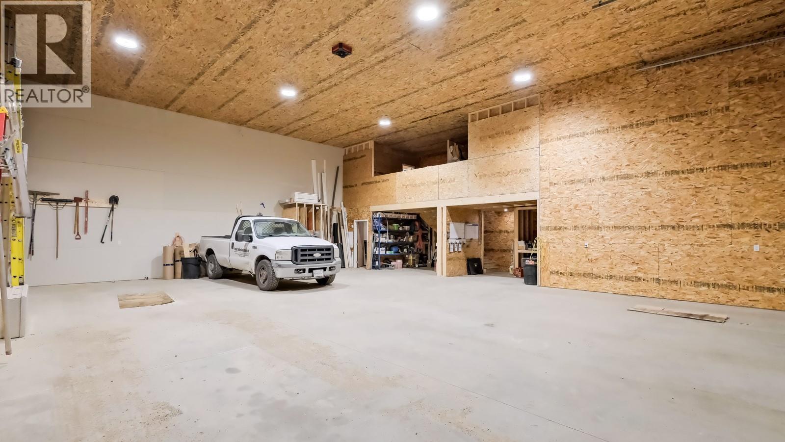 5966 Sawmill Road, Oliver, BC