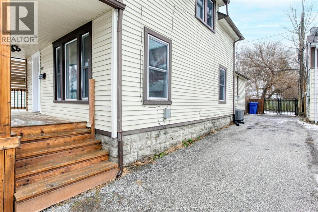 201 Gore, Amherstburg, ON - Outdoor With Exterior