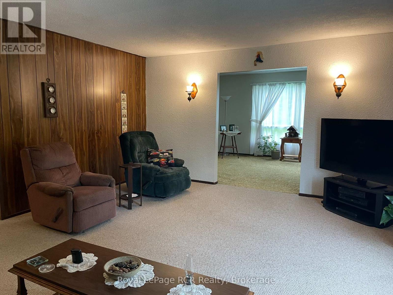 504482 Grey Rd 12, West Grey, ON