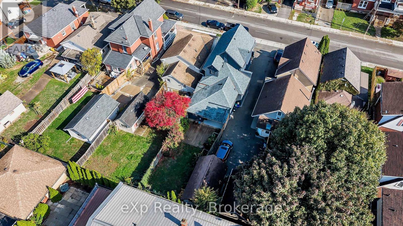 1 - 174 William Street, Brantford, ON -