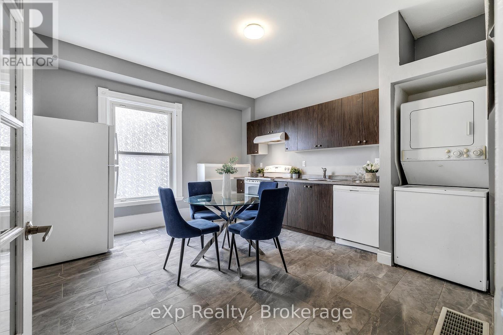 1 - 174 William Street, Brantford, ON - Indoor Photo Showing Laundry Room