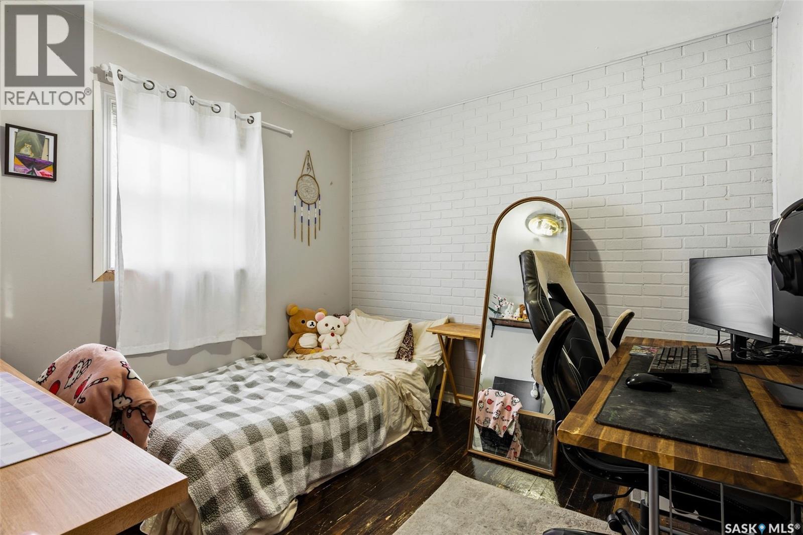 725 Mctavish Street, Regina, SK - Indoor Photo Showing Bedroom