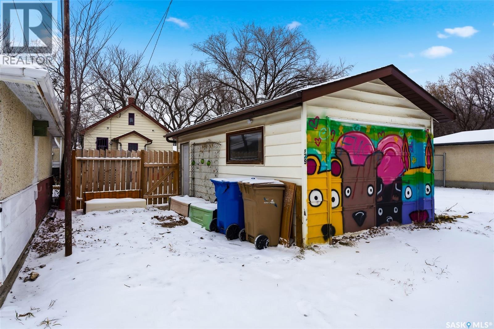 1929 Toronto Street, Regina, SK - Outdoor
