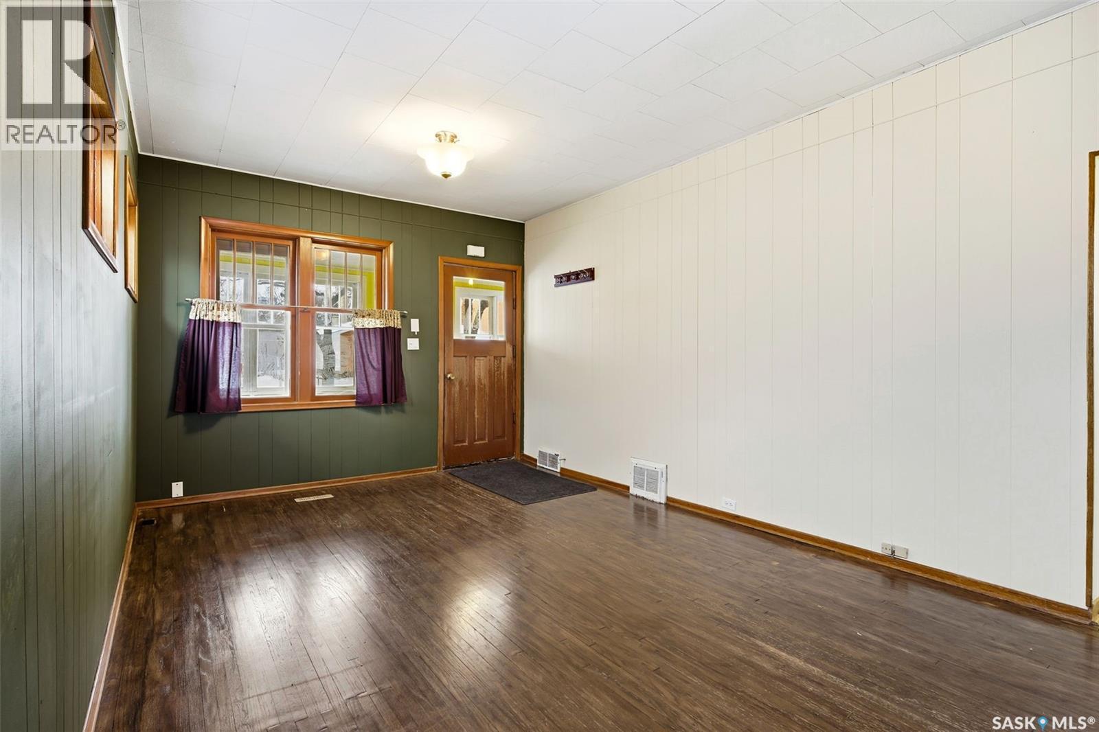 1929 Toronto Street, Regina, SK - Indoor Photo Showing Other Room