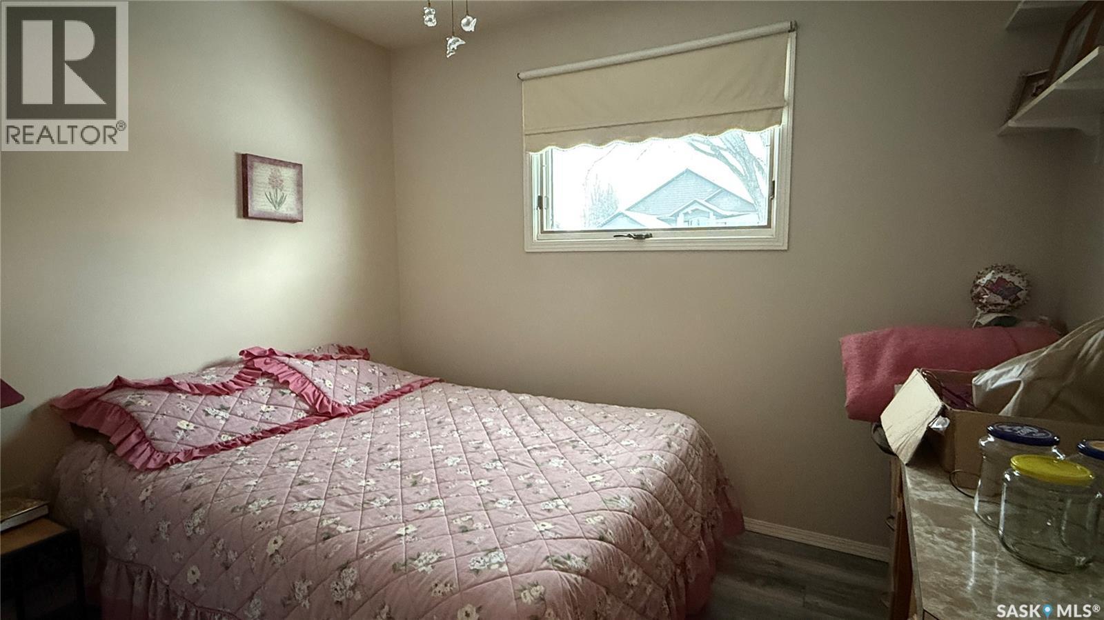 10326 Henderson Drive, North Battleford, SK - Indoor Photo Showing Bedroom