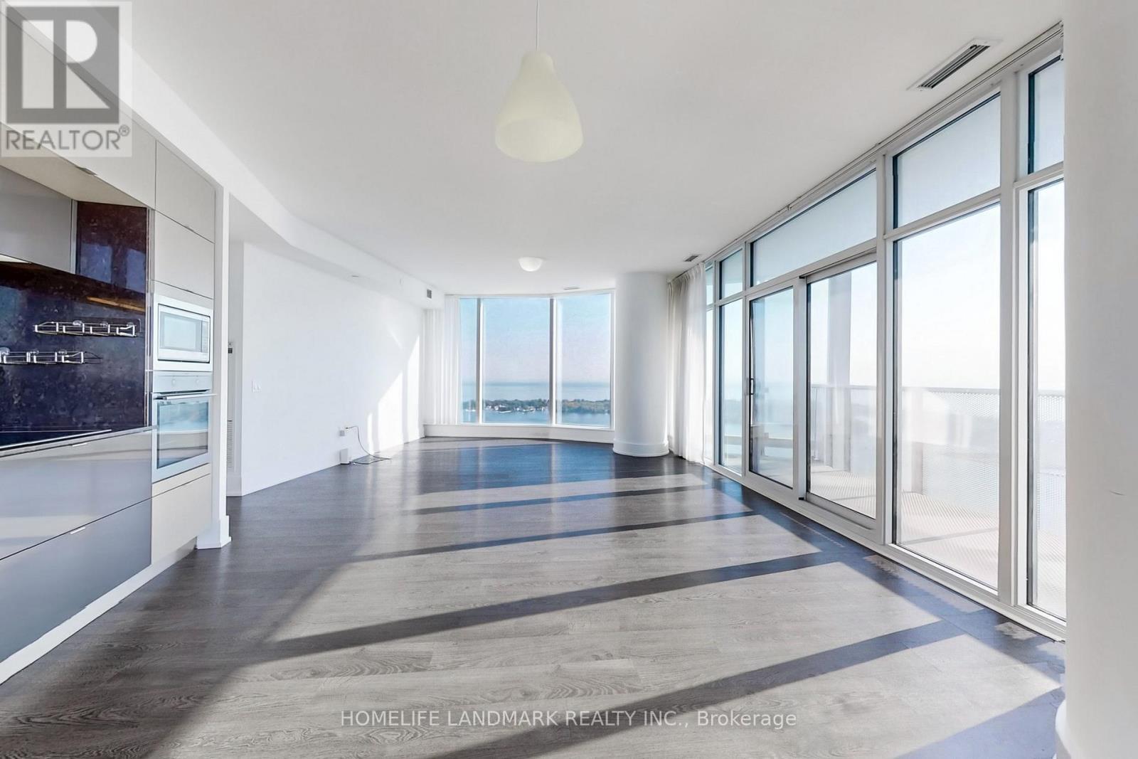 5510 - 10 York Street, Toronto, ON - Indoor Photo Showing Other Room