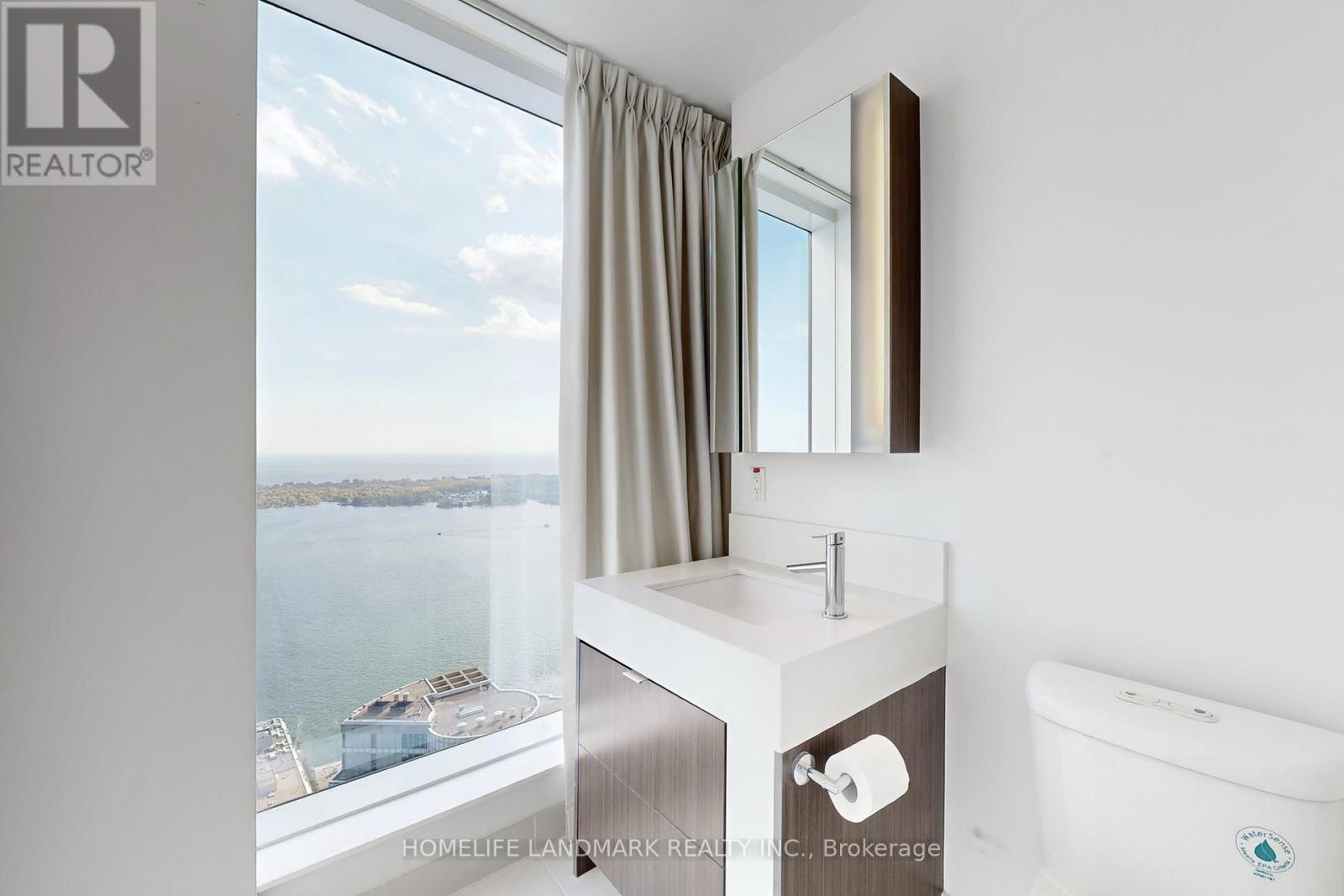 5510 - 10 York Street, Toronto, ON - Indoor Photo Showing Other Room