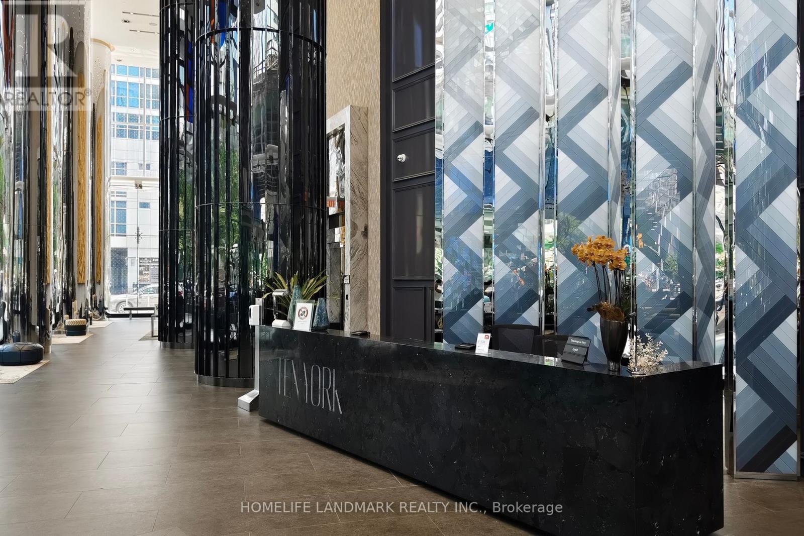 5510 - 10 York Street, Toronto, ON - Indoor Photo Showing Other Room