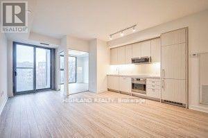 510 - 250 Lawrence Avenue W, Toronto, ON - Indoor