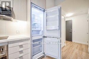 510 - 250 Lawrence Avenue W, Toronto, ON - Indoor