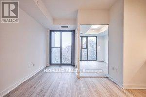 510 - 250 Lawrence Avenue W, Toronto, ON - Indoor Photo Showing Other Room