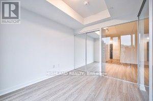 510 - 250 Lawrence Avenue W, Toronto, ON - Indoor Photo Showing Other Room