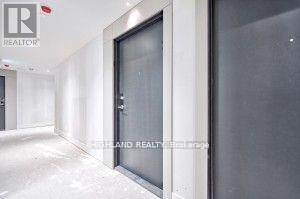 510 - 250 Lawrence Avenue W, Toronto, ON -