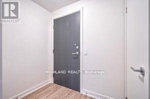 510 - 250 Lawrence Avenue W, Toronto, ON - Indoor