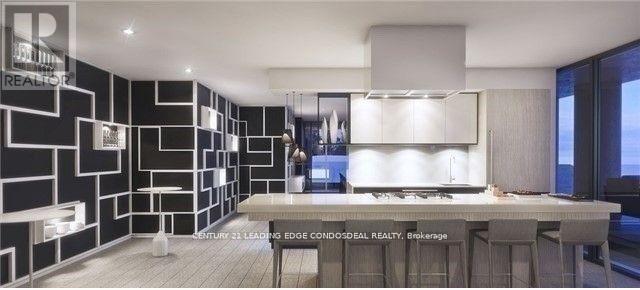 1605 - 99 Broadway Avenue, Toronto, ON - Indoor Photo Showing Other Room