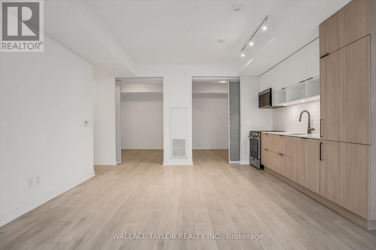 12 - 35 Rolling Mills Road, Toronto, ON - Indoor