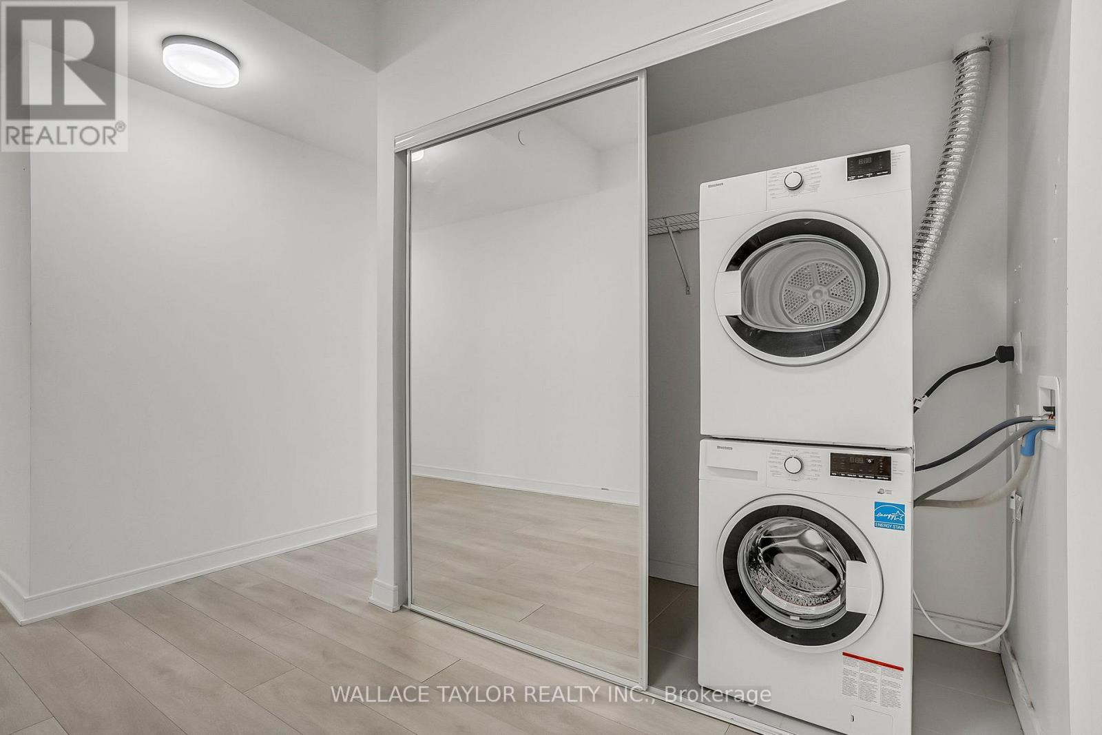 Den - 12 - 35 Rolling Mills Road, Toronto, ON - Indoor Photo Showing Laundry Room