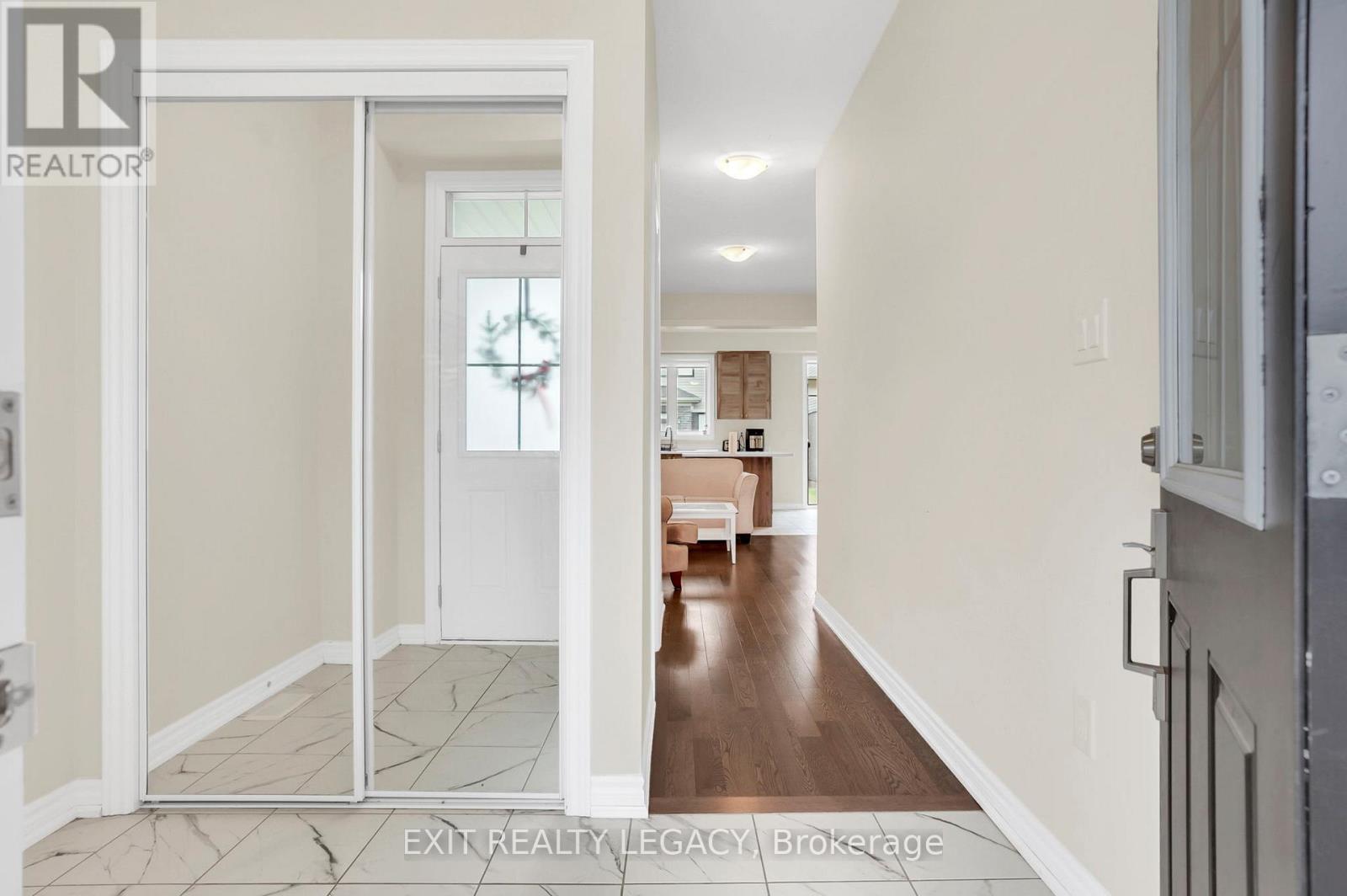 15 Sunhaven Lane, Thorold, ON - Indoor Photo Showing Other Room