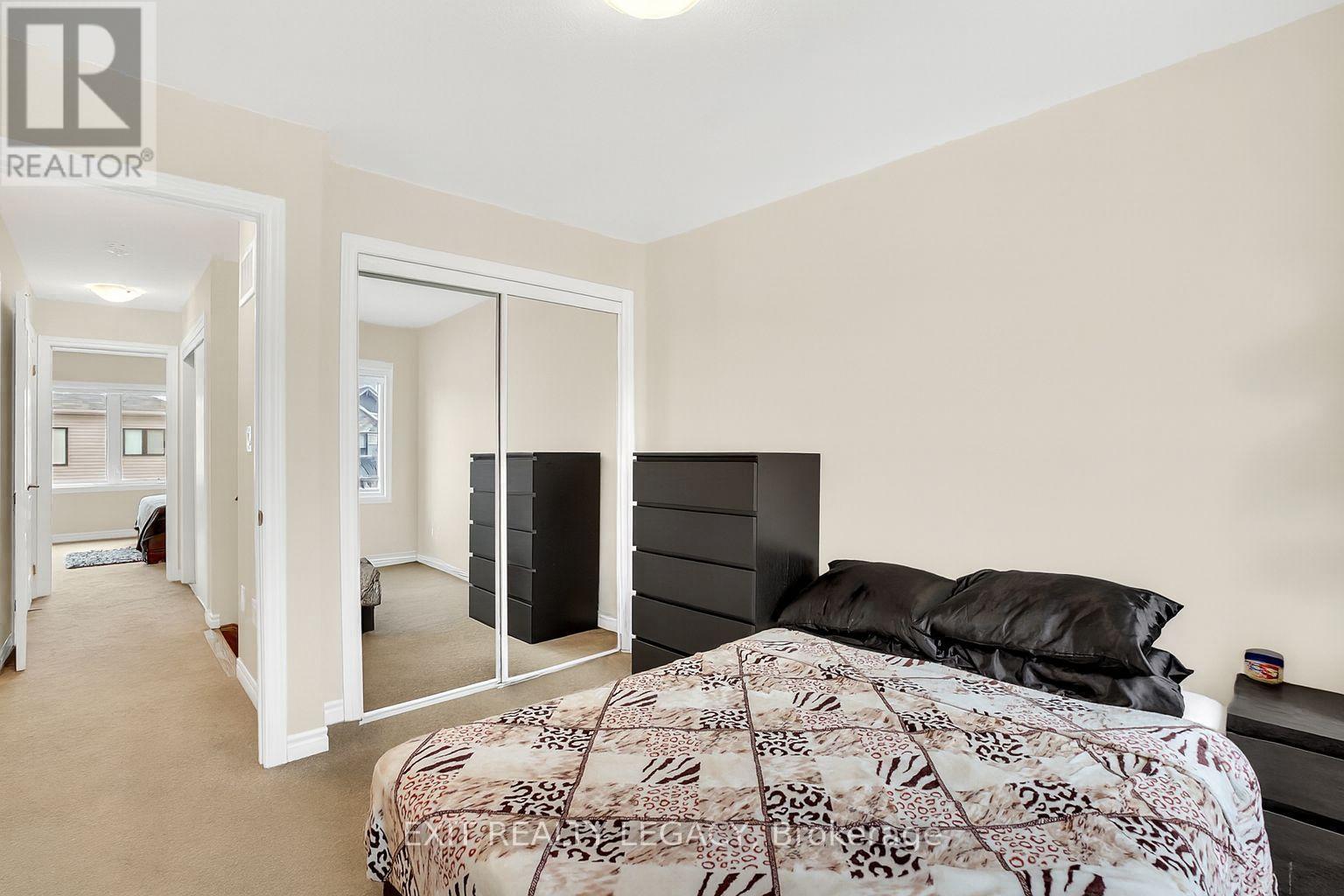 15 Sunhaven Lane, Thorold, ON - Indoor Photo Showing Bedroom