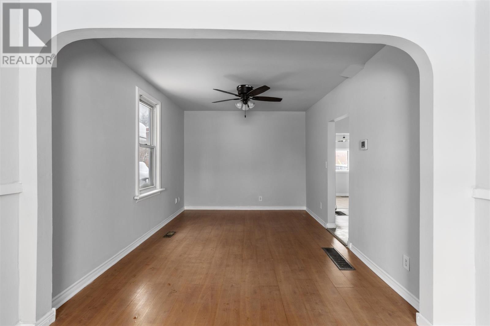 32 Cathcart St, Sault Ste. Marie, ON - Indoor Photo Showing Other Room