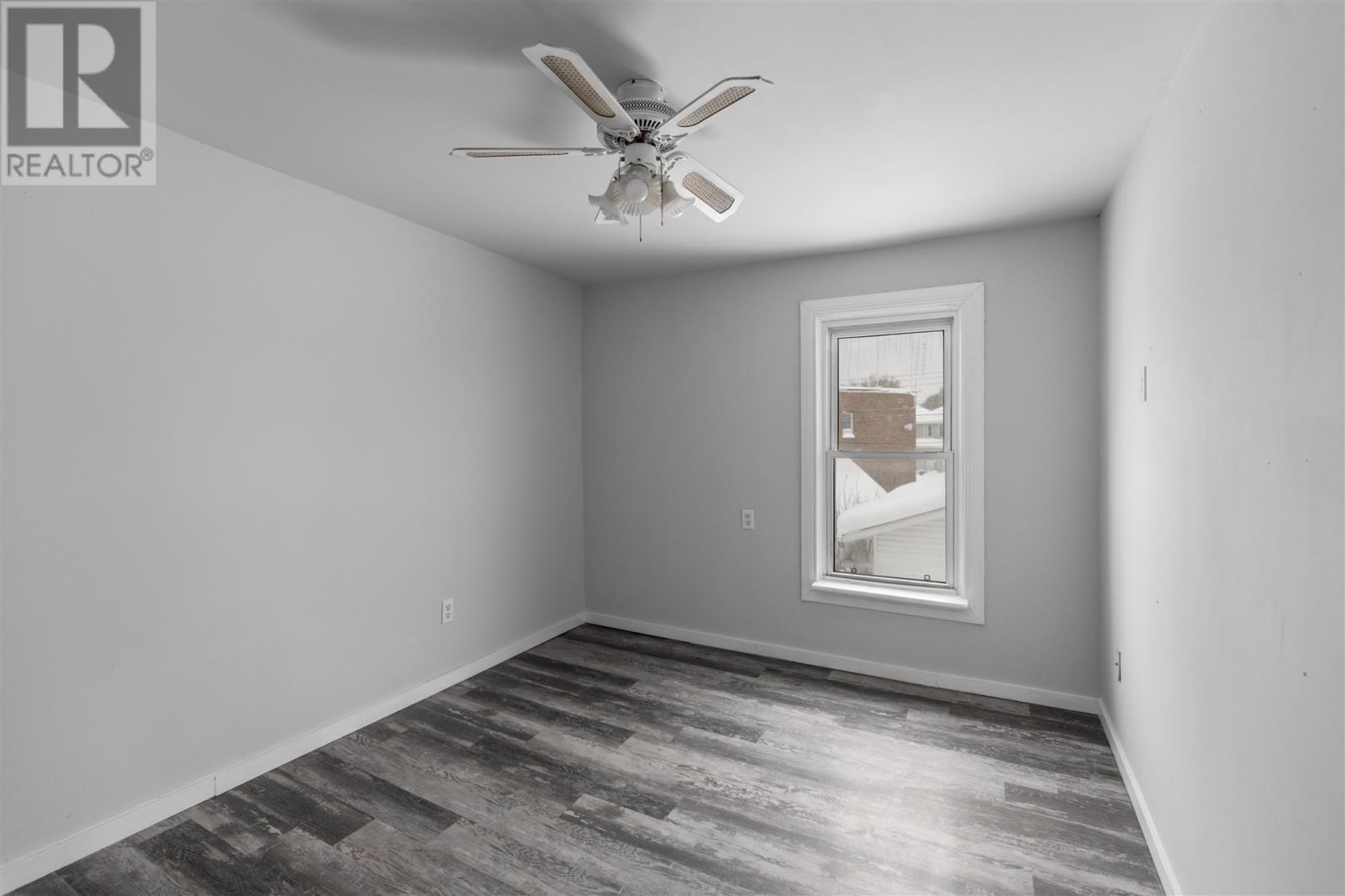 32 Cathcart St, Sault Ste. Marie, ON - Indoor Photo Showing Other Room