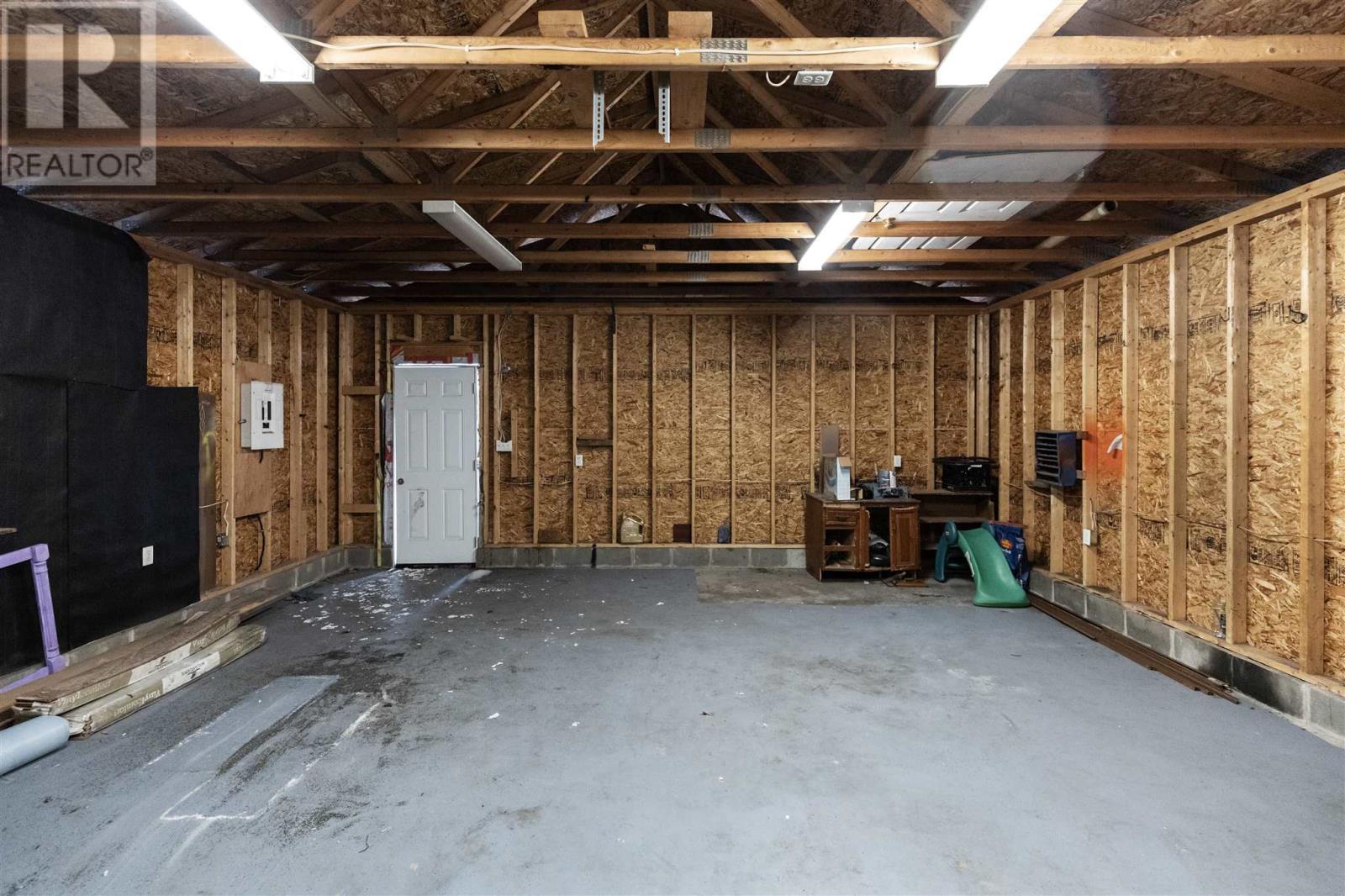 32 Cathcart St, Sault Ste. Marie, ON - Indoor