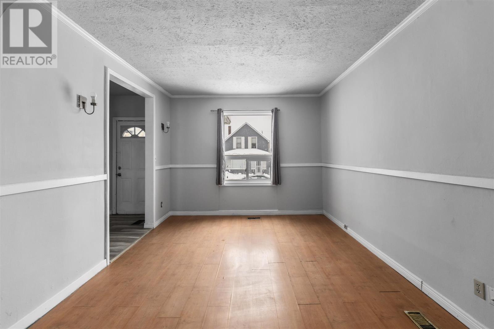 32 Cathcart St, Sault Ste. Marie, ON - Indoor Photo Showing Other Room