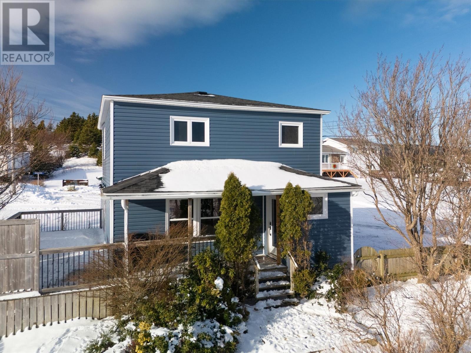 7-9 Grassey Road, Pouch Cove, NL - Outdoor