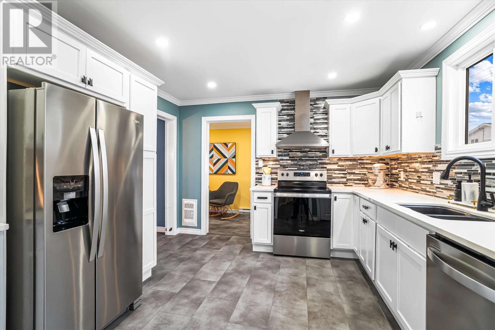 7-9 Grassey Road, Pouch Cove, NL - Indoor Photo Showing Kitchen With Double Sink With Upgraded Kitchen