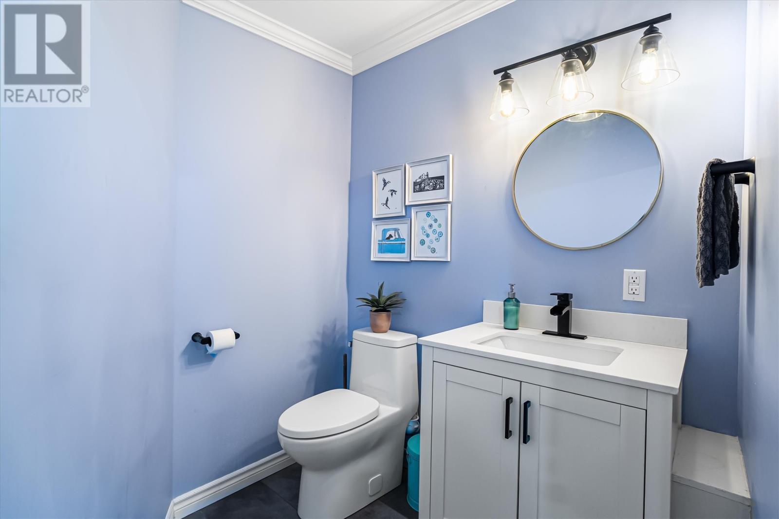 7-9 Grassey Road, Pouch Cove, NL - Indoor Photo Showing Bathroom