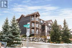 201 - 6 JOSEPH TRAIL Collingwood, ON L9Y 0J2