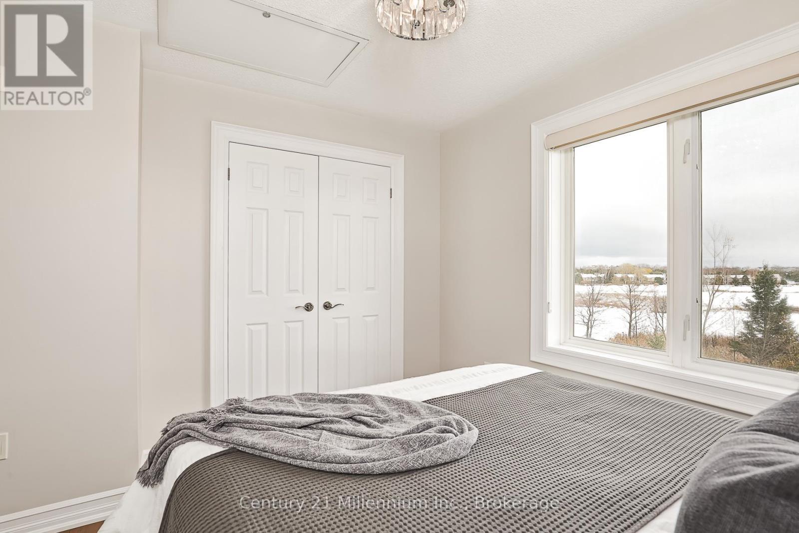 201 - 6 Joseph Trail, Collingwood, ON - Indoor Photo Showing Bedroom