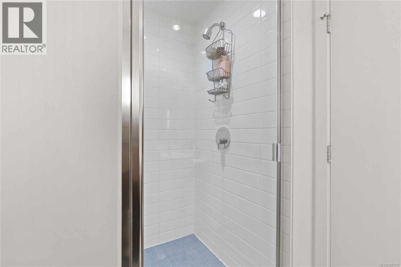 416 770 Fisgard St, Victoria, BC - Indoor Photo Showing Bathroom