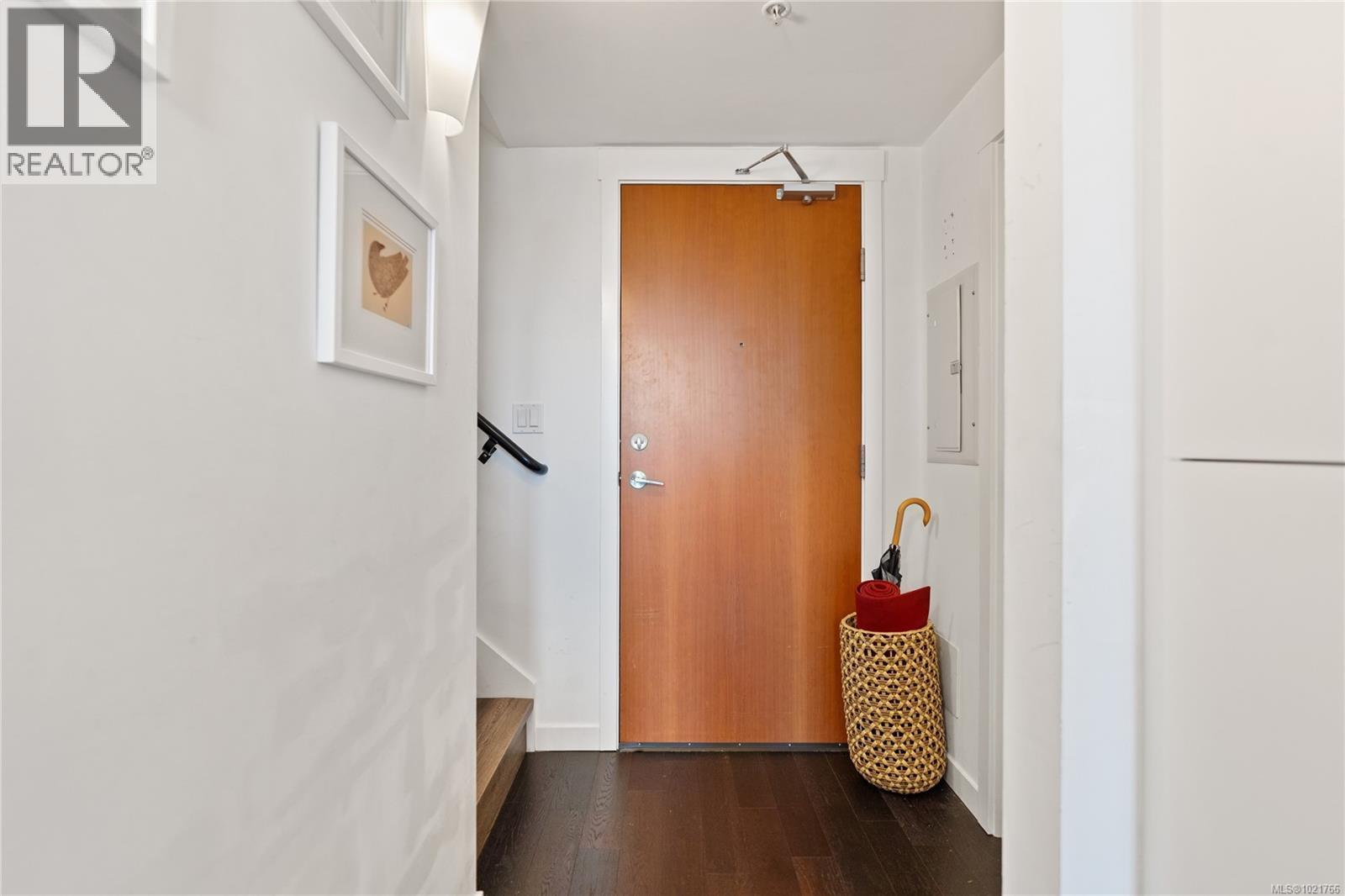 416 770 Fisgard St, Victoria, BC - Indoor Photo Showing Other Room