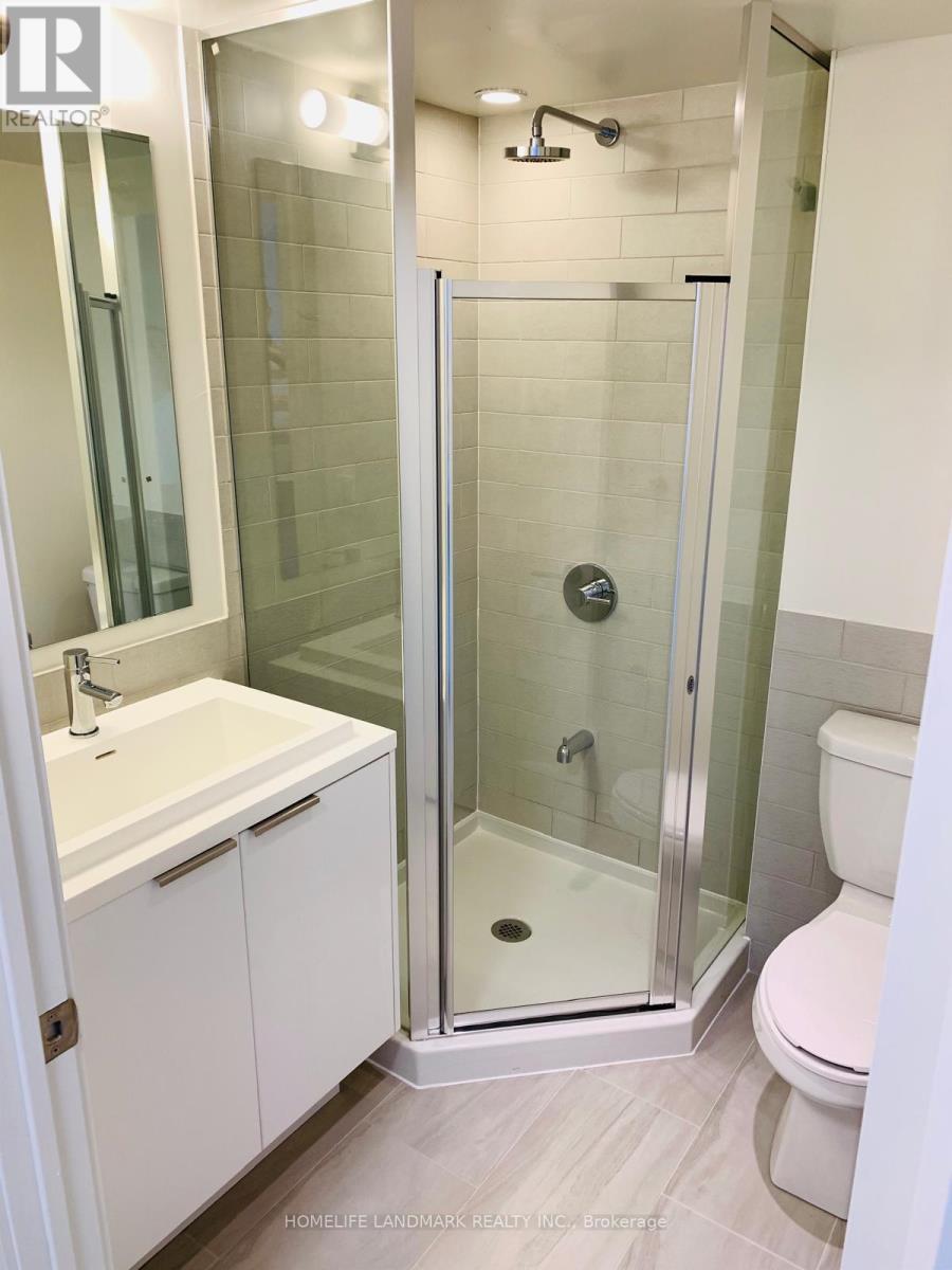 N1805 - 6 Sonic Way, Toronto, ON - Indoor Photo Showing Bathroom