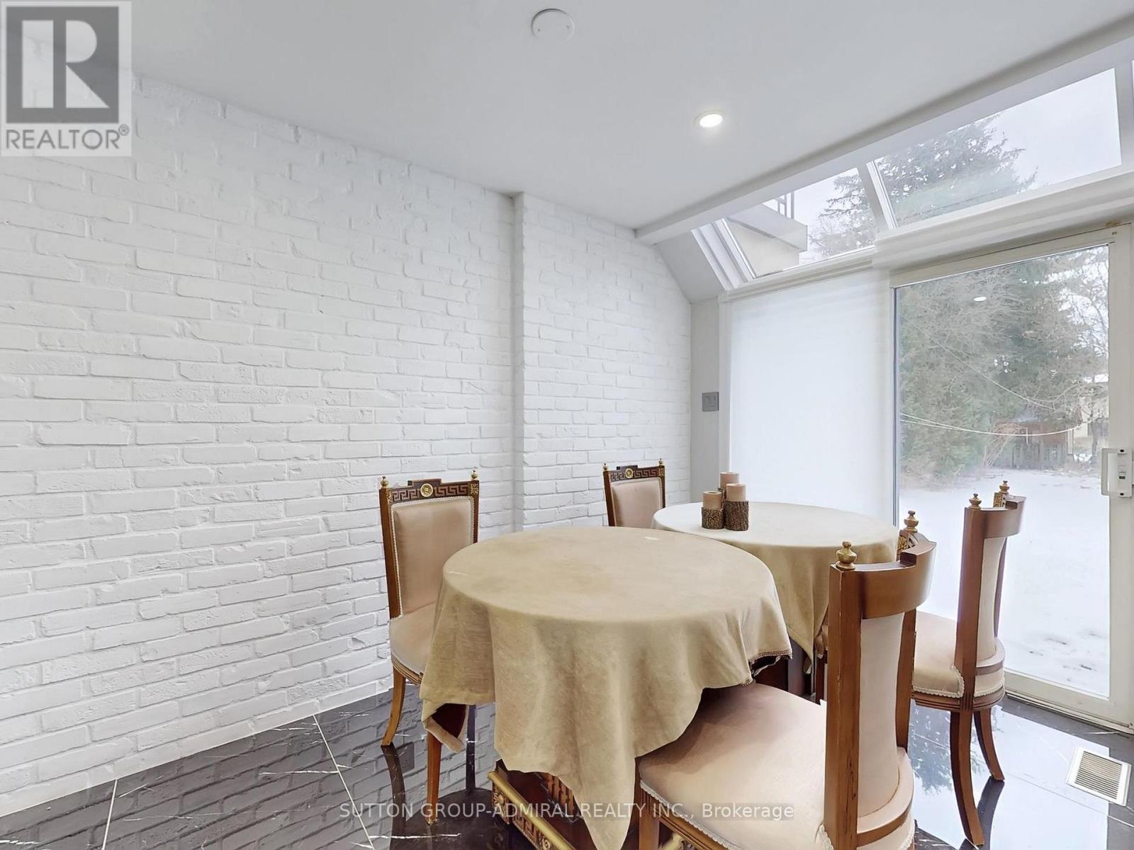 95 Caines (Main And Second Floor) Avenue, Toronto, ON - Indoor Photo Showing Dining Room