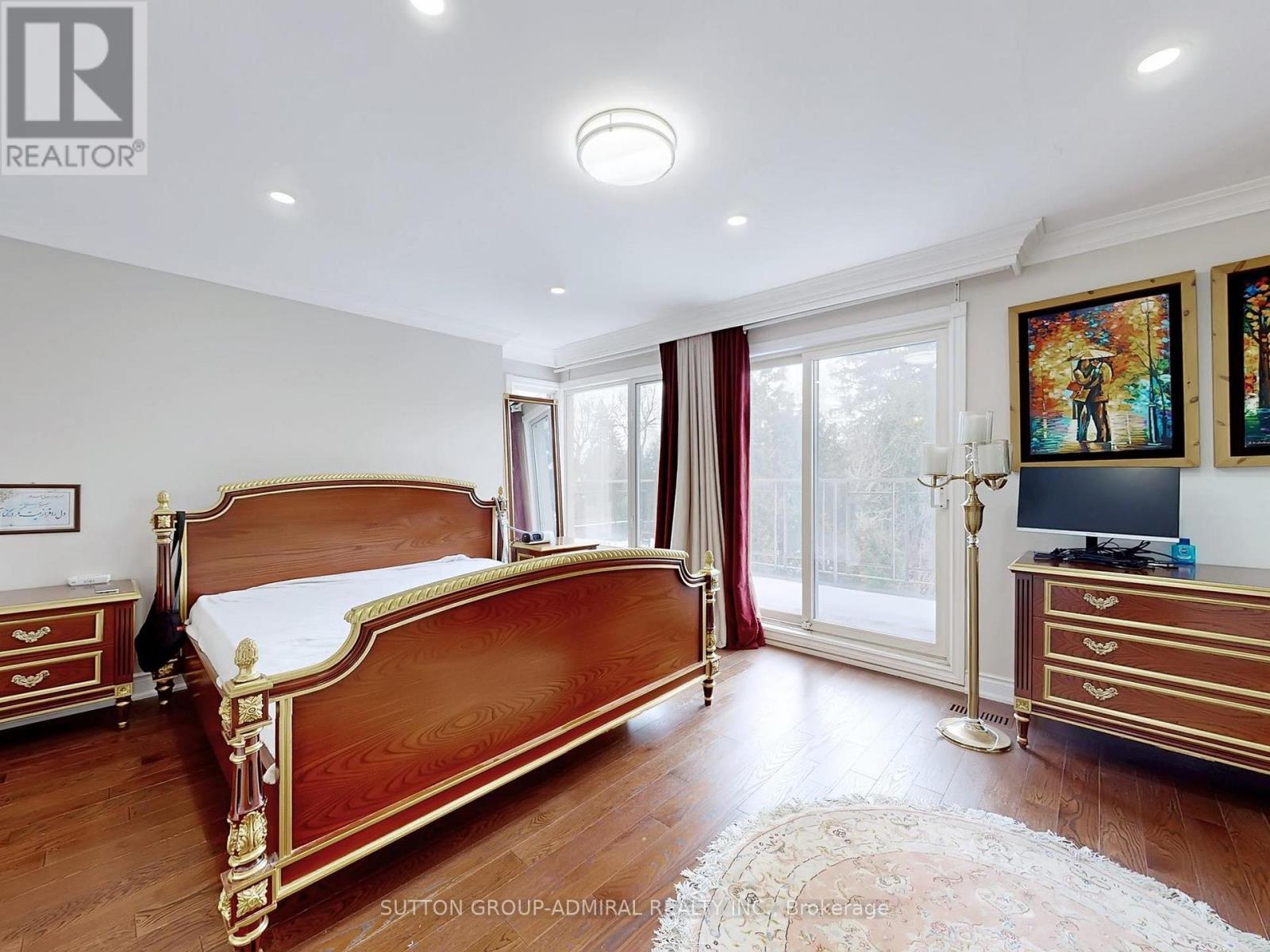 95 Caines (Main And Second Floor) Avenue, Toronto, ON - Indoor Photo Showing Bedroom