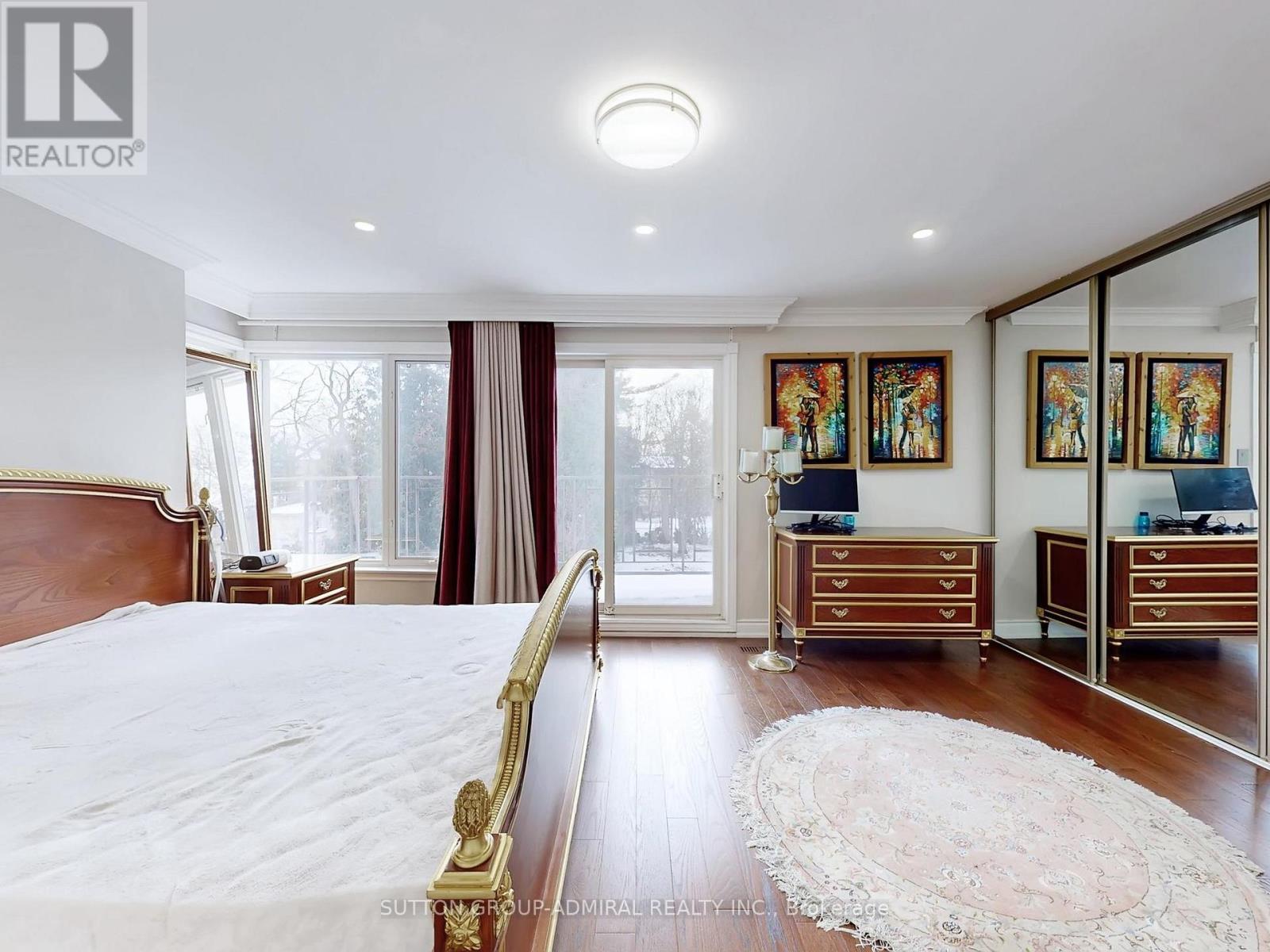 95 Caines (Main And Second Floor) Avenue, Toronto, ON - Indoor Photo Showing Bedroom