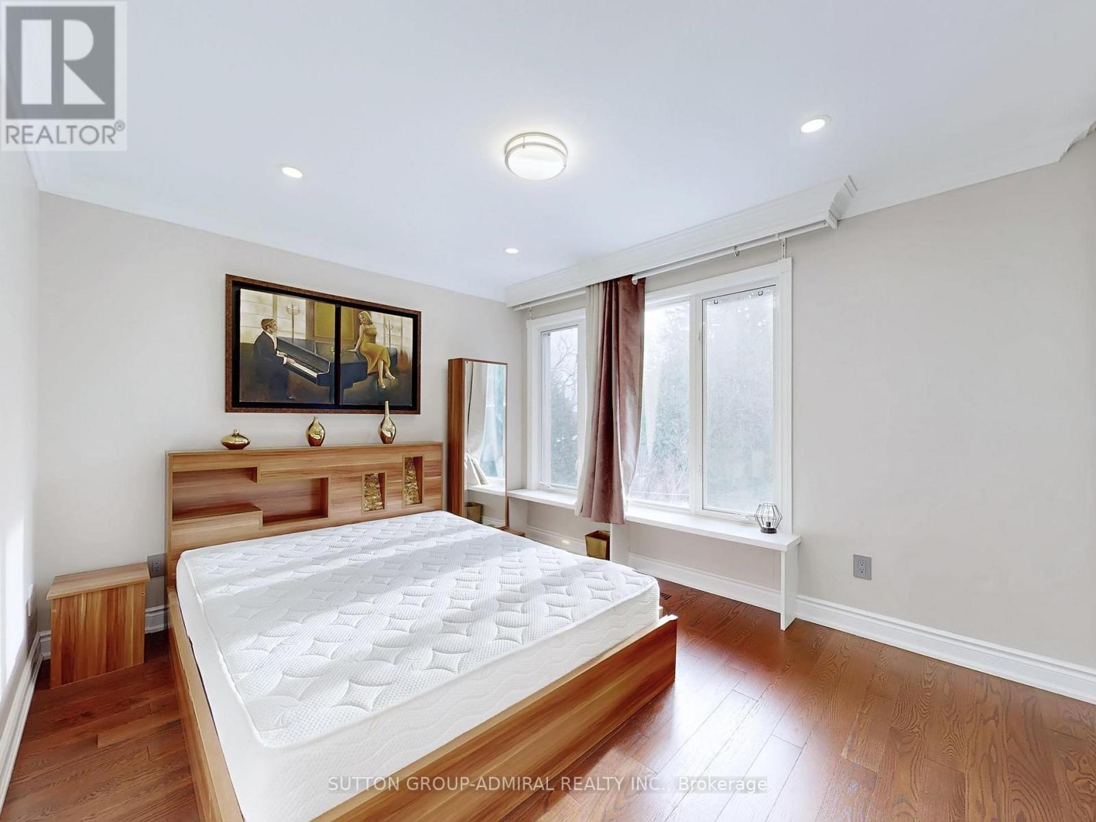 95 Caines (Main And Second Floor) Avenue, Toronto, ON - Indoor Photo Showing Bedroom