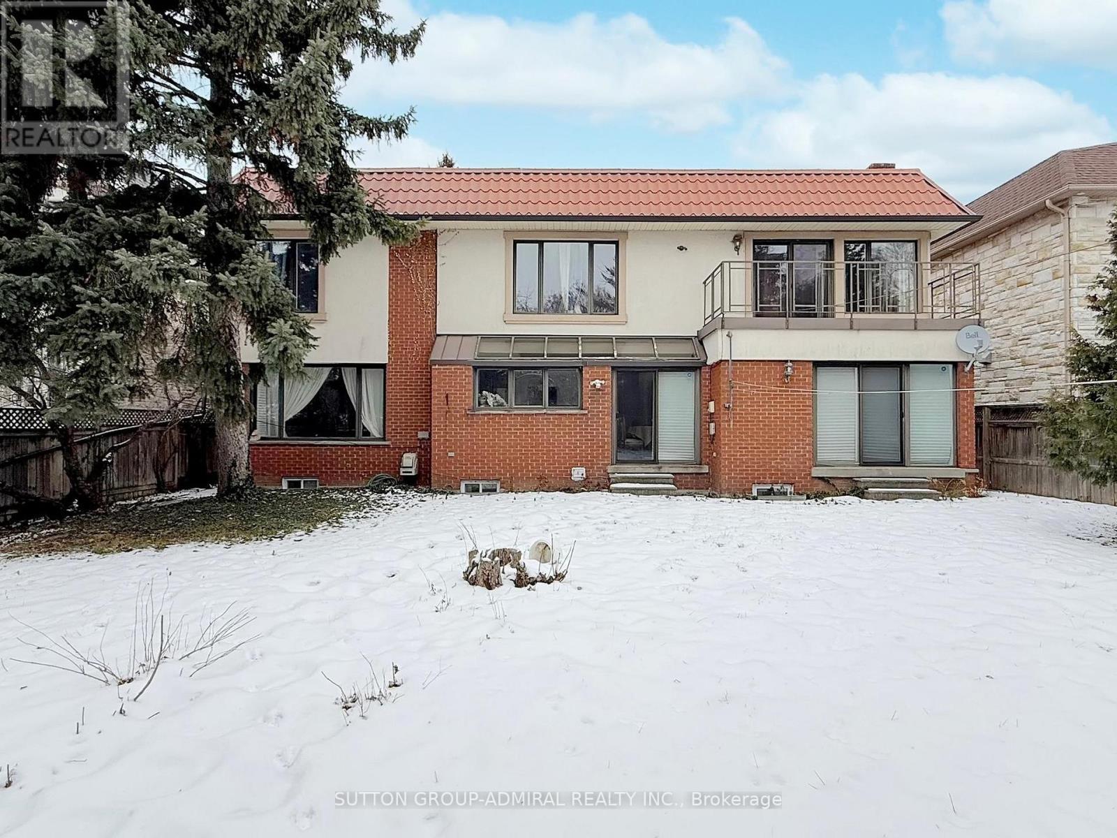 95 Caines (Main And Second Floor) Avenue, Toronto, ON - Outdoor