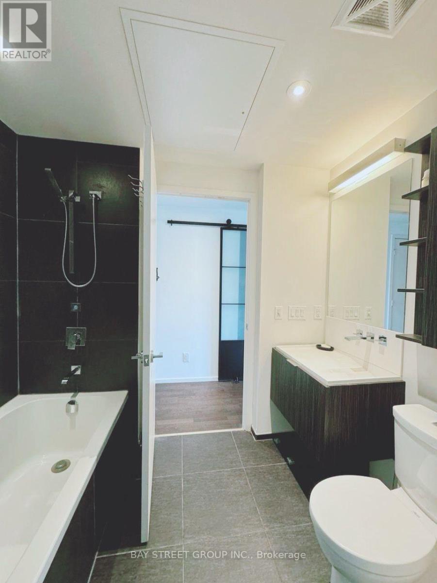 4308 - 101 Charles Street E, Toronto, ON - Indoor Photo Showing Bathroom