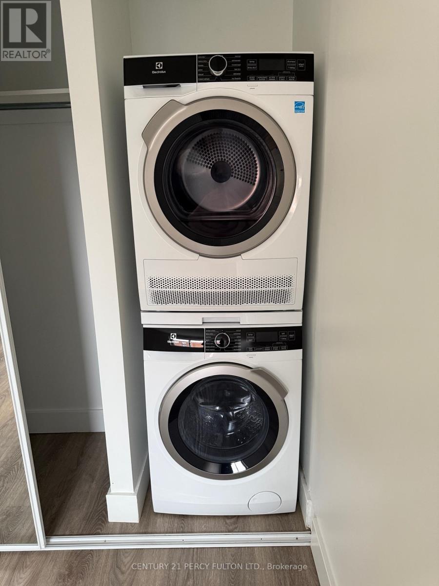 302 - 19 Regency Crescent, Whitby, ON - Indoor Photo Showing Laundry Room