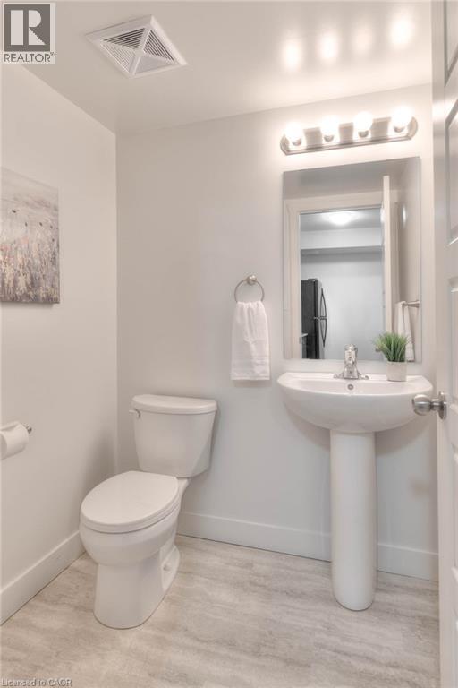 361 Lancaster Street W Unit# A14, Kitchener, ON - Indoor Photo Showing Bathroom